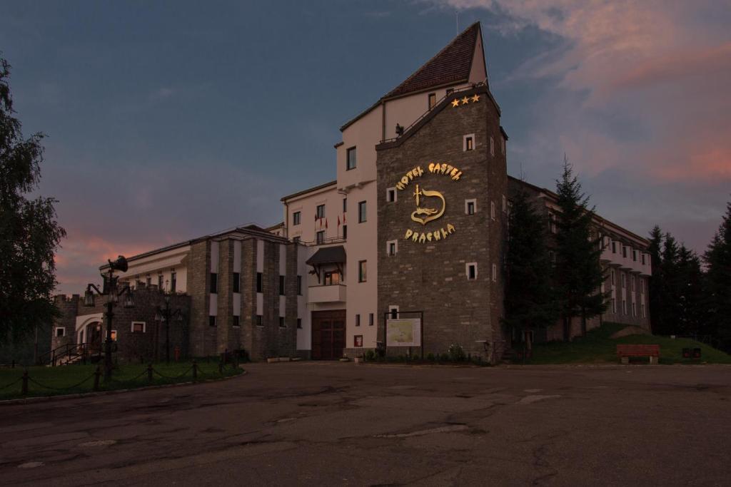 Hotel Castel Dracula Piatra Fântânele Exterior foto