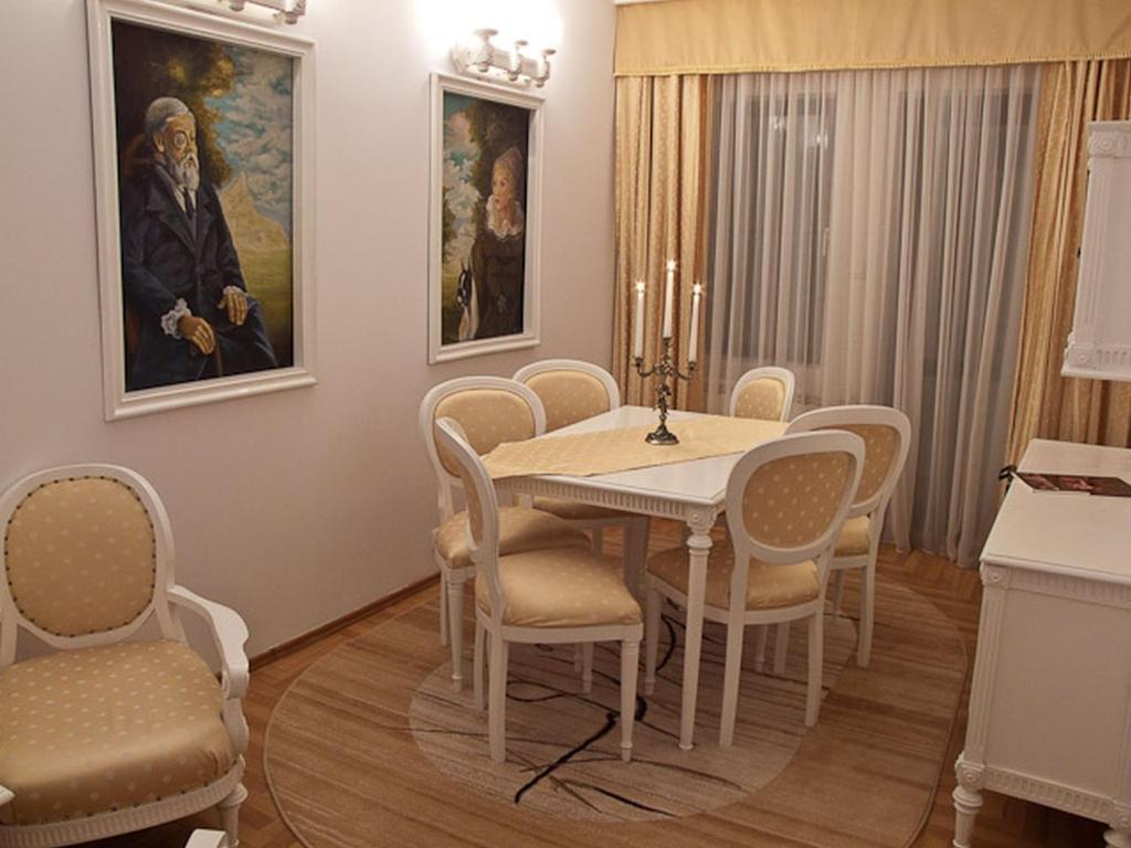 Hotel Castel Dracula Piatra Fântânele Exterior foto